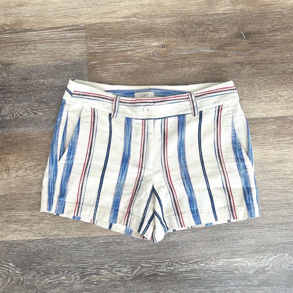 LOFT Blue Red and Cream Striped Women's Shorts, Size 2